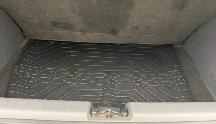 2021 Hyundai GRAND I10 NIOS SPORTZ 1.2 KAPPA VTVT, Petrol, Manual, 82,877 km, Boot Inside