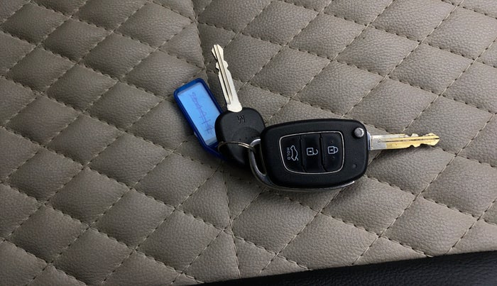 2021 Hyundai GRAND I10 NIOS SPORTZ 1.2 KAPPA VTVT, Petrol, Manual, 82,877 km, Key Close Up