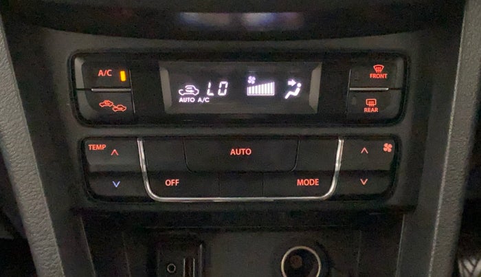 2016 Maruti Vitara Brezza ZDI PLUS DUAL TONE, Diesel, Manual, 55,290 km, Automatic Climate Control