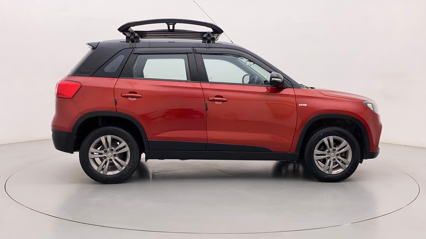 2016 Maruti Vitara Brezza ZDI PLUS DUAL TONE, Diesel, Manual, 55,290 km, Right Side View