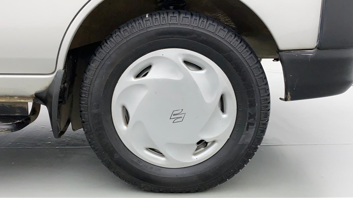 2021 Maruti Eeco 5 STR WITH AC PLUSHTR, Petrol, Manual, 10,252 km, Right Front Wheel