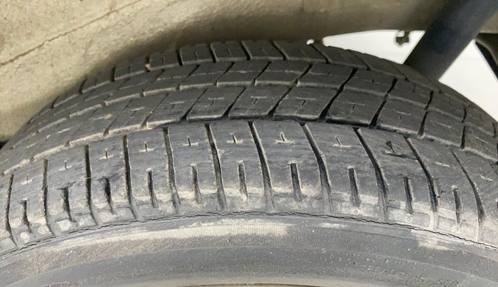 2015 Maruti Wagon R 1.0 VXI AMT, Petrol, Automatic, 41,000 km, Left Rear Tyre Tread