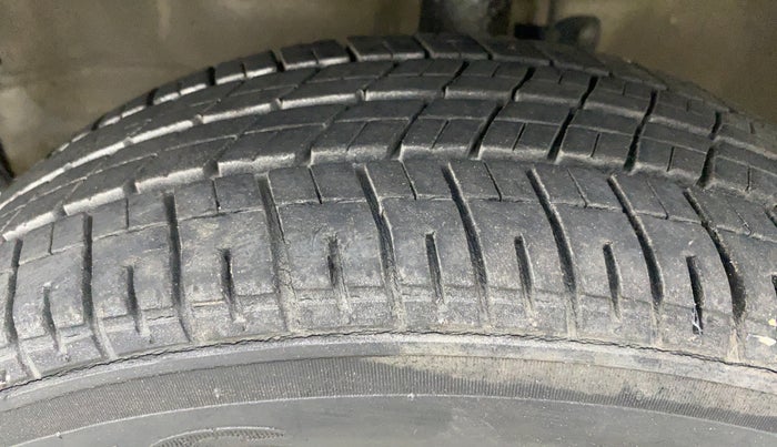 2015 Maruti Wagon R 1.0 VXI AMT, Petrol, Automatic, 41,000 km, Left Front Tyre Tread