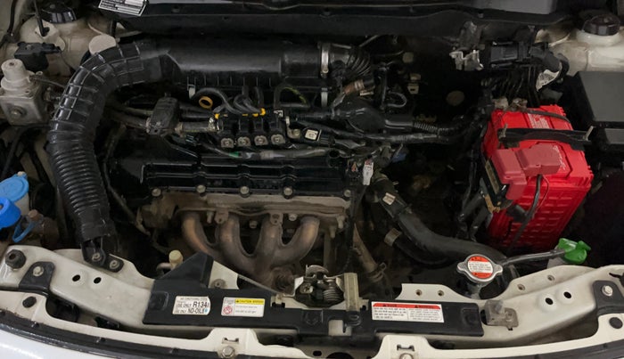 2020 Maruti Swift LXI, CNG, Manual, 62,690 km, Engine View