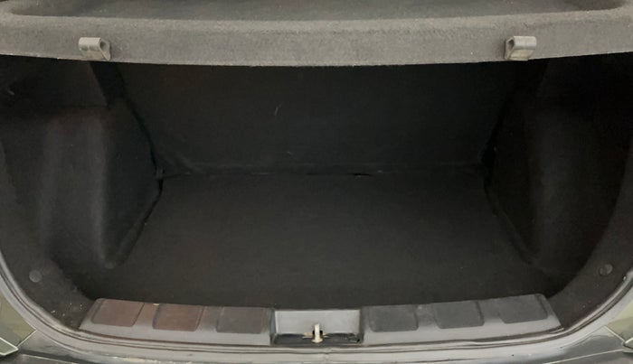 2021 Tata NEXON XMA SUNROOF PETROL, Petrol, Automatic, 65,926 km, Boot Inside