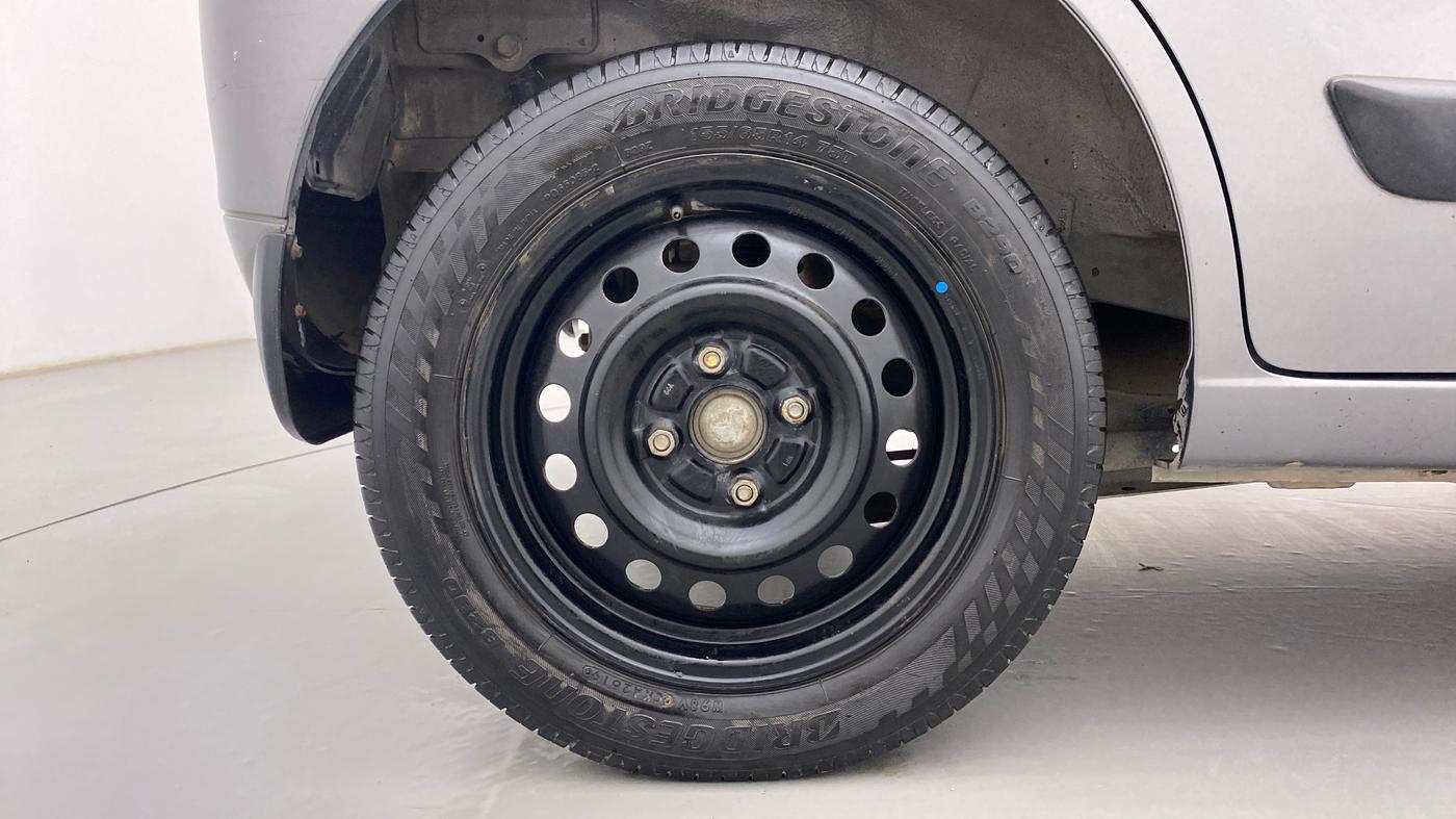 2013 Maruti Wagon R 1.0 VXI, Petrol, Manual, 76,369 km, Right Rear Wheel
