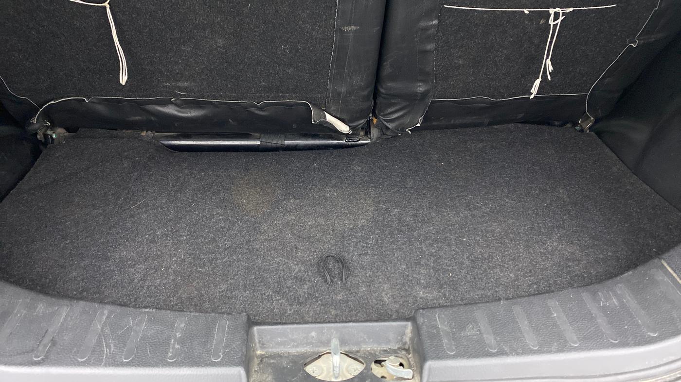 2013 Maruti Wagon R 1.0 VXI, Petrol, Manual, 76,369 km, Boot Inside