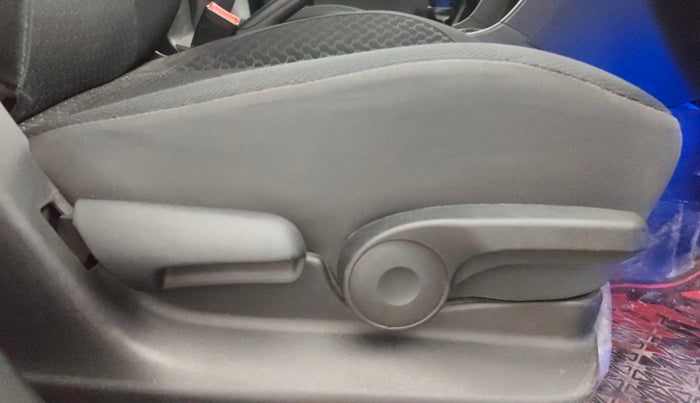 2018 Maruti Vitara Brezza ZDI PLUS AMT, Diesel, Automatic, 51,093 km, Driver Side Adjustment Panel