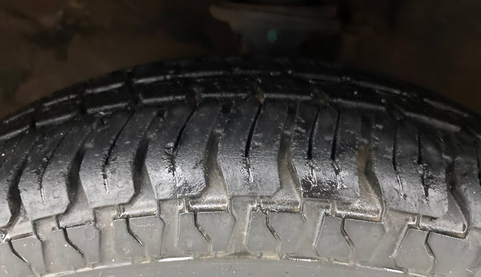 2010 Maruti Wagon R LXI MINOR, Petrol, Manual, 81,881 km, Left Front Tyre Tread