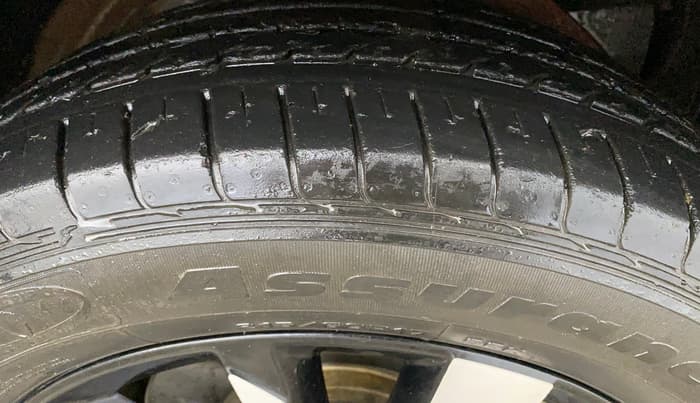 2019 MG HECTOR SHARP 1.5 DCT PETROL, Petrol, Automatic, 30,917 km, Right Front Tyre Tread