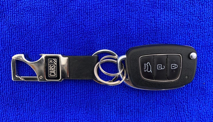 2019 Hyundai VENUE 1.0L Turbo GDI SX MT, Petrol, Manual, 18,246 km, Key Close Up