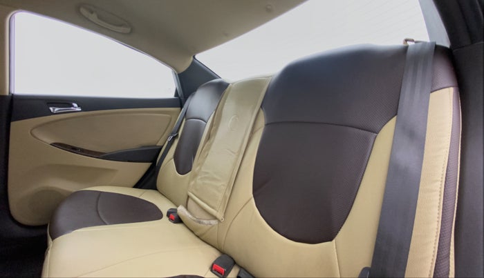 2014 Hyundai Verna FLUIDIC 1.4 VTVT CX, Petrol, Manual, 33,330 km, Right Side Rear Door Cabin