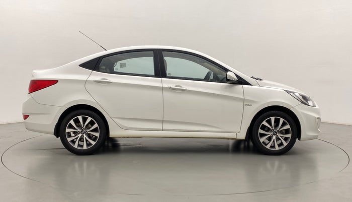 2014 Hyundai Verna FLUIDIC 1.4 VTVT CX, Petrol, Manual, 33,330 km, Right Side View