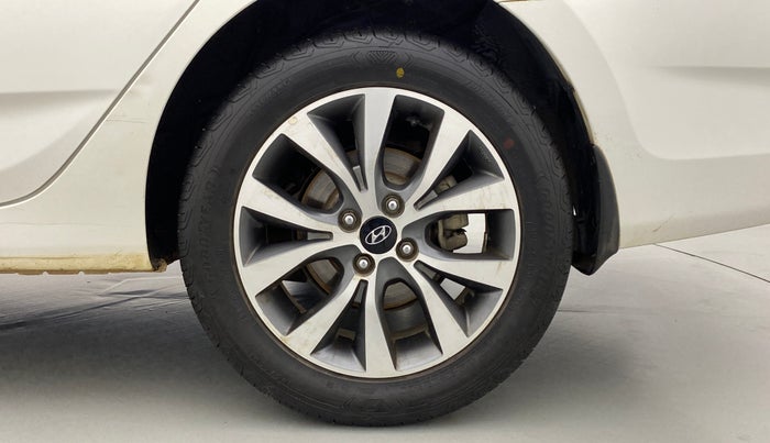 2014 Hyundai Verna FLUIDIC 1.4 VTVT CX, Petrol, Manual, 33,330 km, Left Rear Wheel