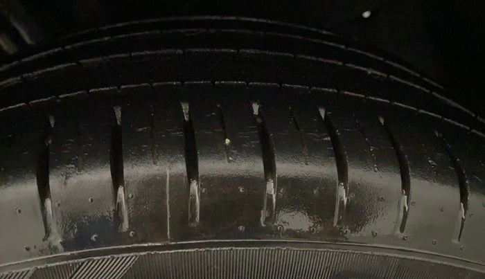 2021 Toyota Glanza G, Petrol, Manual, 14,278 km, Left Rear Tyre Tread