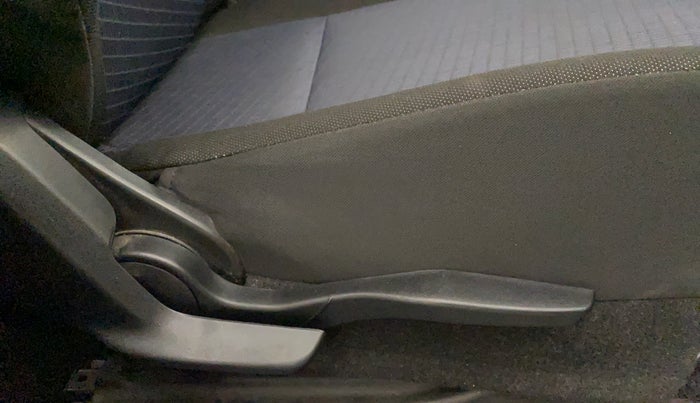 2021 Toyota Glanza G, Petrol, Manual, 14,278 km, Driver Side Adjustment Panel