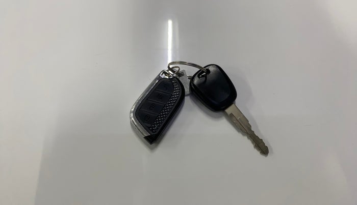 2021 Maruti New Wagon-R LXI 1.0, Petrol, Manual, 80,319 km, Key Close Up