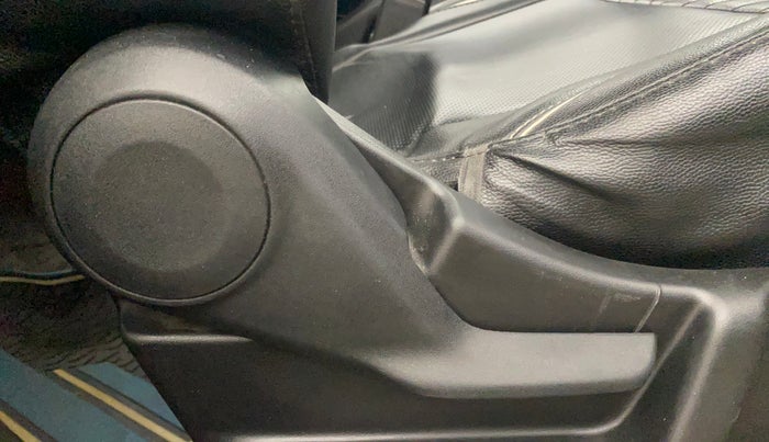 2022 Maruti New Wagon-R ZXI PLUS 1.2 DUAL TONE, Petrol, Manual, 53,244 km, Driver Side Adjustment Panel