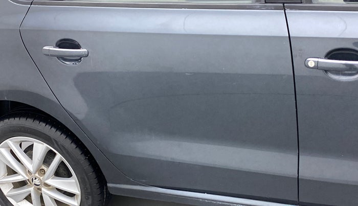 2017 Skoda Rapid 1.6 MPI STYLE AT, Petrol, Automatic, 36,023 km, Right rear door - Slightly dented