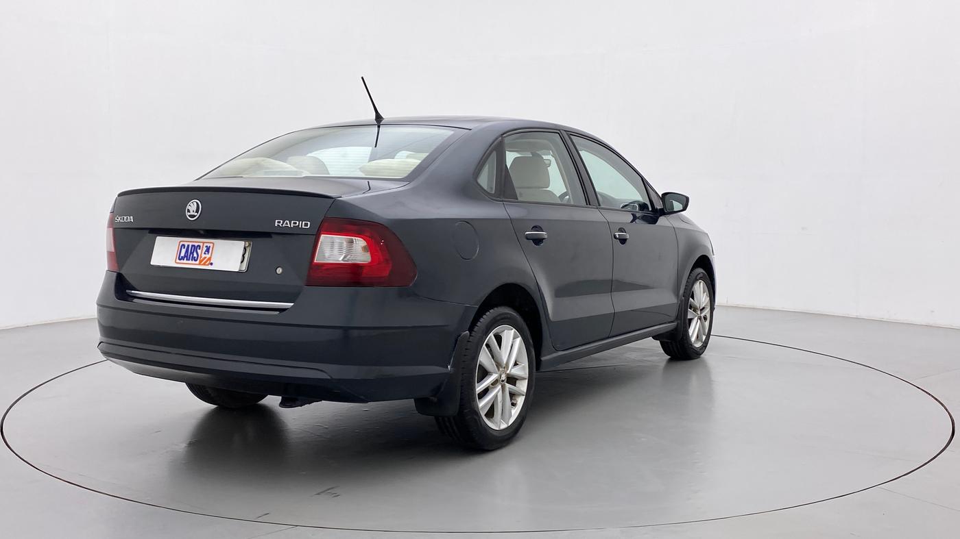 2017 Skoda Rapid 1.6 MPI STYLE AT, Petrol, Automatic, 36,023 km, Right Back Diagonal