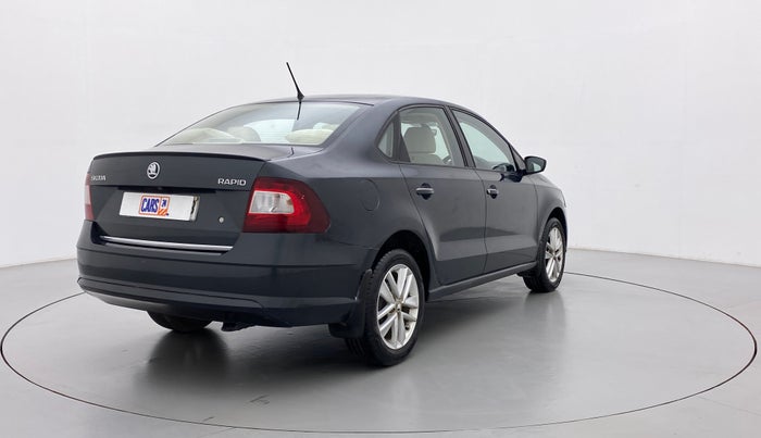 2017 Skoda Rapid 1.6 MPI STYLE AT, Petrol, Automatic, 36,023 km, Right Back Diagonal