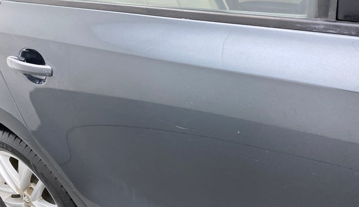 2017 Skoda Rapid 1.6 MPI STYLE AT, Petrol, Automatic, 36,023 km, Right rear door - Minor scratches