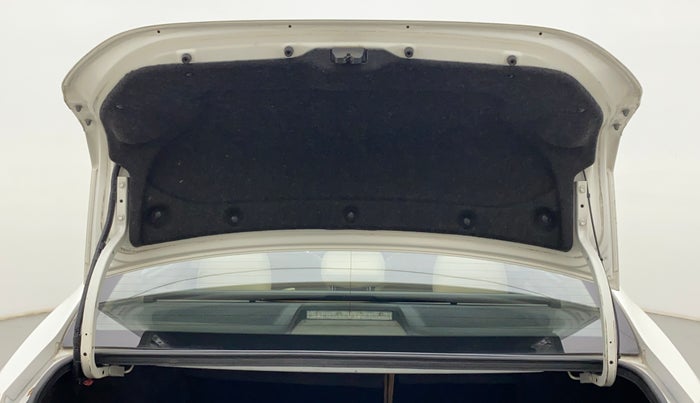 2016 Toyota Corolla Altis J+ PETROL, Petrol, Manual, 91,919 km, Boot Door Open