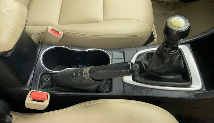 2016 Toyota Corolla Altis J+ PETROL, Petrol, Manual, 91,919 km, Gear Lever