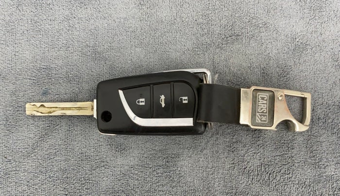 2016 Toyota Corolla Altis J+ PETROL, Petrol, Manual, 91,919 km, Key Close Up