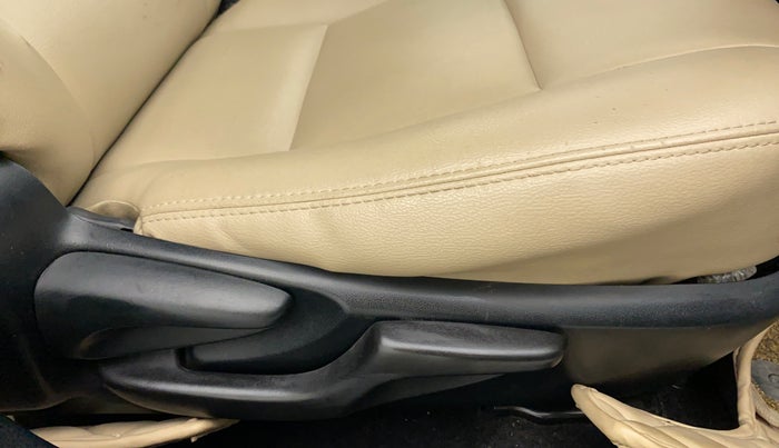 2016 Toyota Corolla Altis J+ PETROL, Petrol, Manual, 91,919 km, Driver Side Adjustment Panel