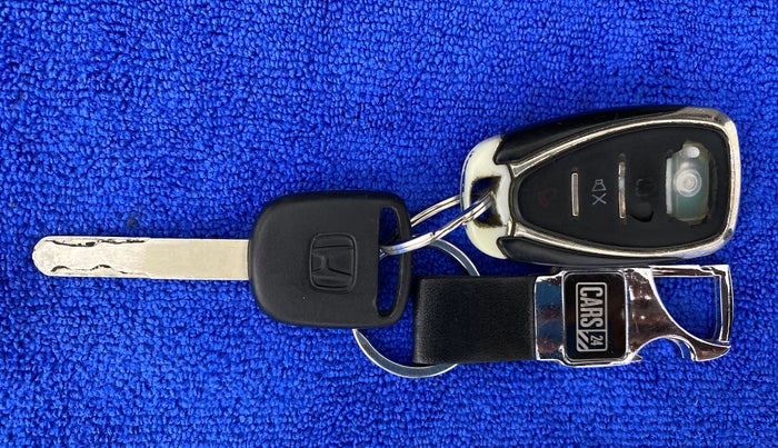 2019 Honda Amaze 1.2L I-VTEC E, Petrol, Manual, 44,095 km, Key Close Up