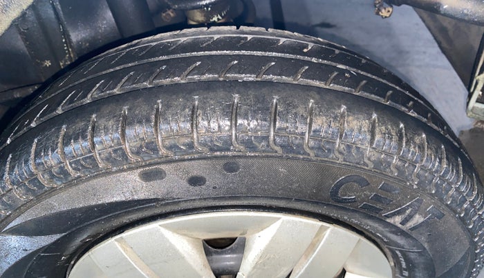 2014 Maruti Alto 800 LXI, Petrol, Manual, 18,579 km, Left Rear Tyre Tread