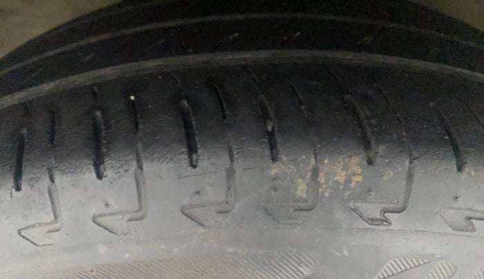 2020 Maruti IGNIS ZETA 1.2 AMT, Petrol, Automatic, 66,553 km, Right Rear Tyre Tread