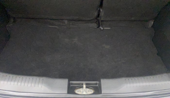2020 Maruti IGNIS ZETA 1.2 AMT, Petrol, Automatic, 66,553 km, Boot Inside
