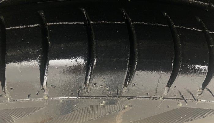 2018 Hyundai Grand i10 ASTA 1.2 KAPPA VTVT, Petrol, Manual, 78,279 km, Left Front Tyre Tread