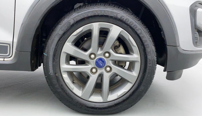 2018 Ford FREESTYLE TITANIUM 1.5 TDCI, Diesel, Manual, 28,910 km, Right Front Wheel