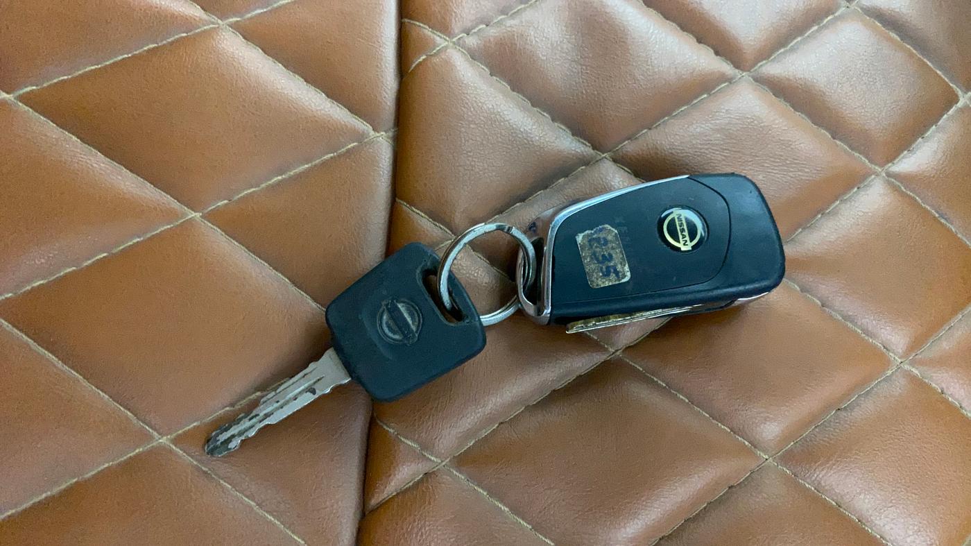 2021 Nissan MAGNITE XE, Petrol, Manual, 40,987 km, Key Close Up