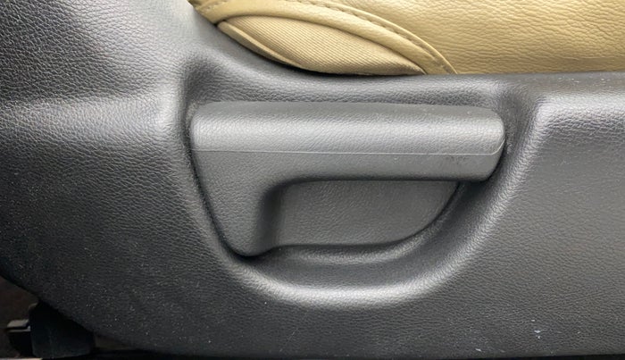 2017 Honda Jazz 1.2L I-VTEC V AT, Petrol, Automatic, 76,787 km, Driver Side Adjustment Panel