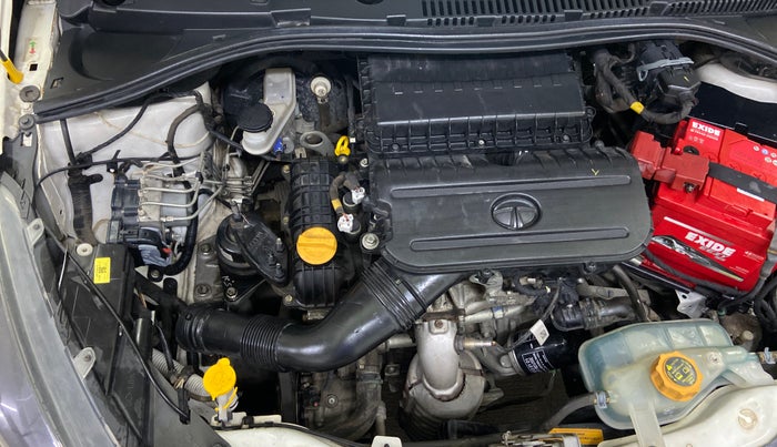 2022 Tata Tiago XT (O) PETROL, Petrol, Manual, 34,676 km, Engine View - Right