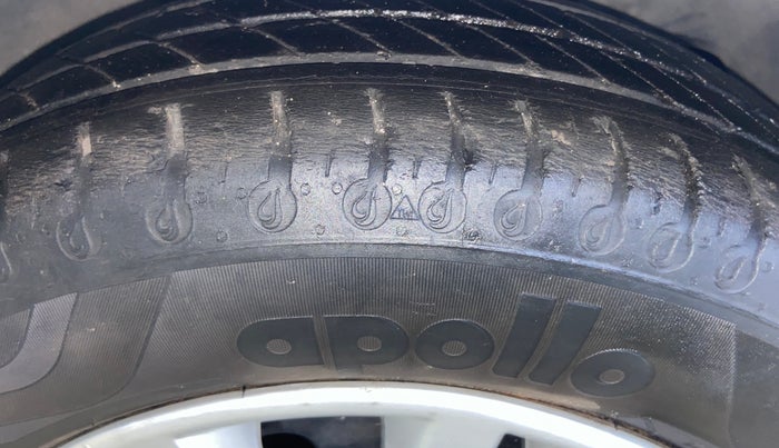 2022 Tata Tiago XT (O) PETROL, Petrol, Manual, 34,676 km, Right Front Tyre Tread