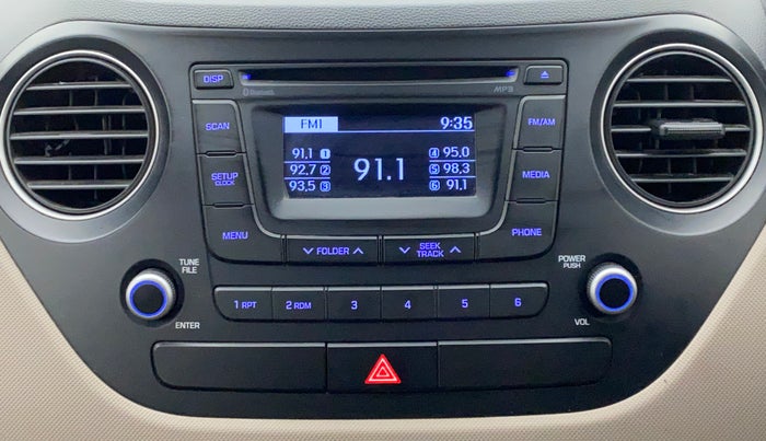 2015 Hyundai Grand i10 ASTA AT 1.2 KAPPA VTVT, Petrol, Automatic, 39,693 km, Infotainment System