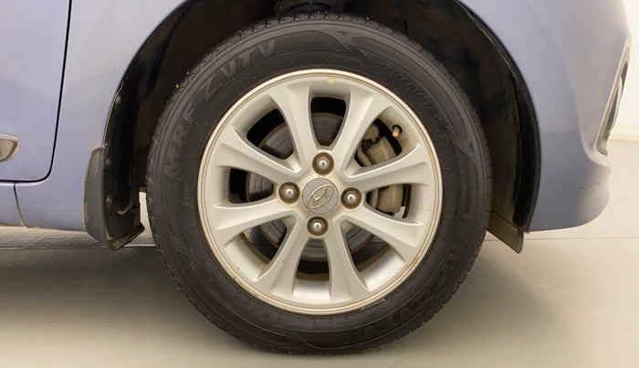 2015 Hyundai Grand i10 ASTA AT 1.2 KAPPA VTVT, Petrol, Automatic, 39,693 km, Right Front Wheel