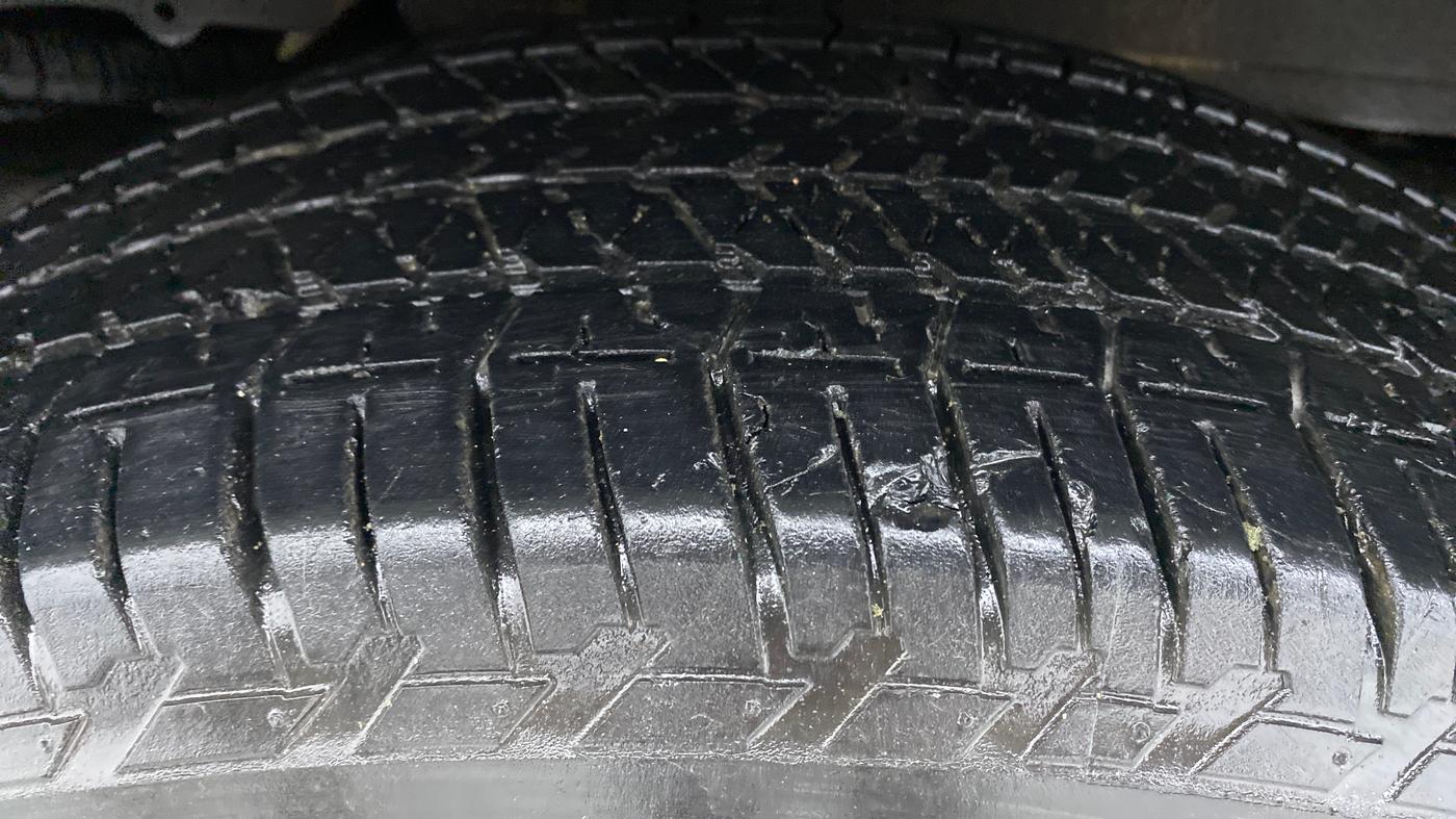 2020 Mahindra Scorpio S11, Diesel, Manual, 32,328 km, Right Rear Tyre Tread
