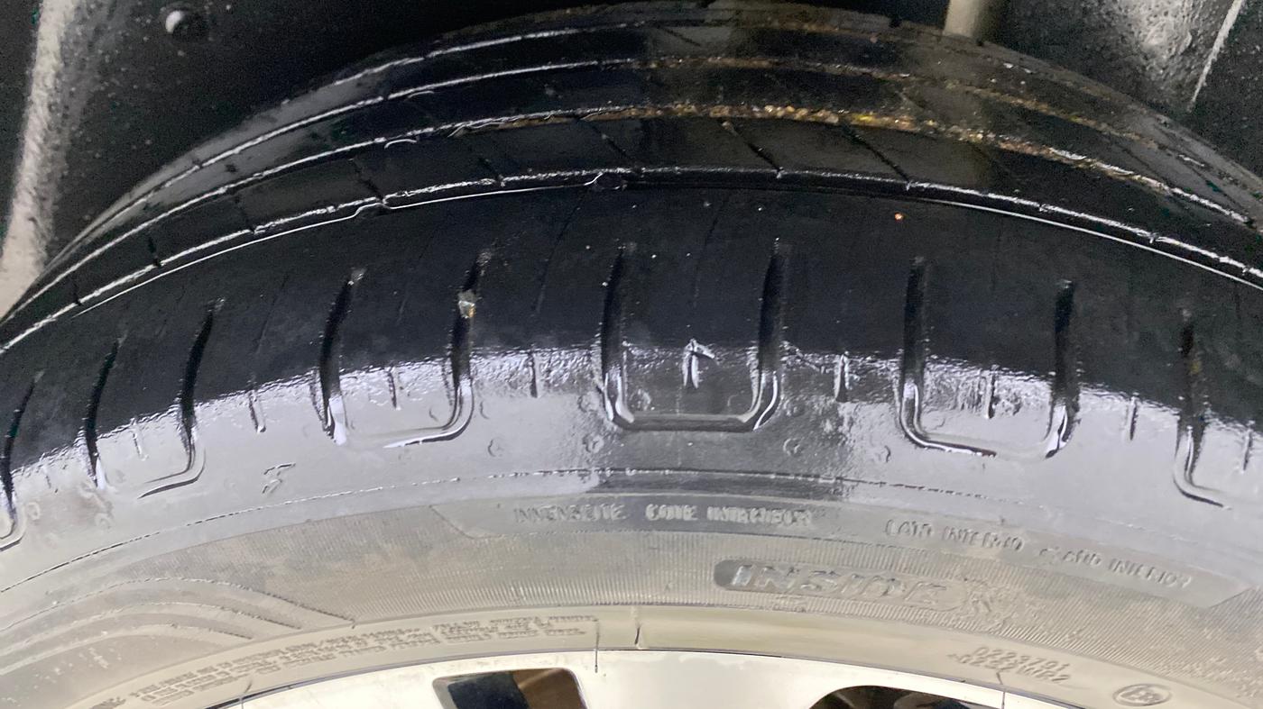 2021 MG HECTOR PLUS SHARP 1.5 PETROL TURBO CVT 6-STR, Petrol, Automatic, 79,593 km, Left Rear Tyre Tread