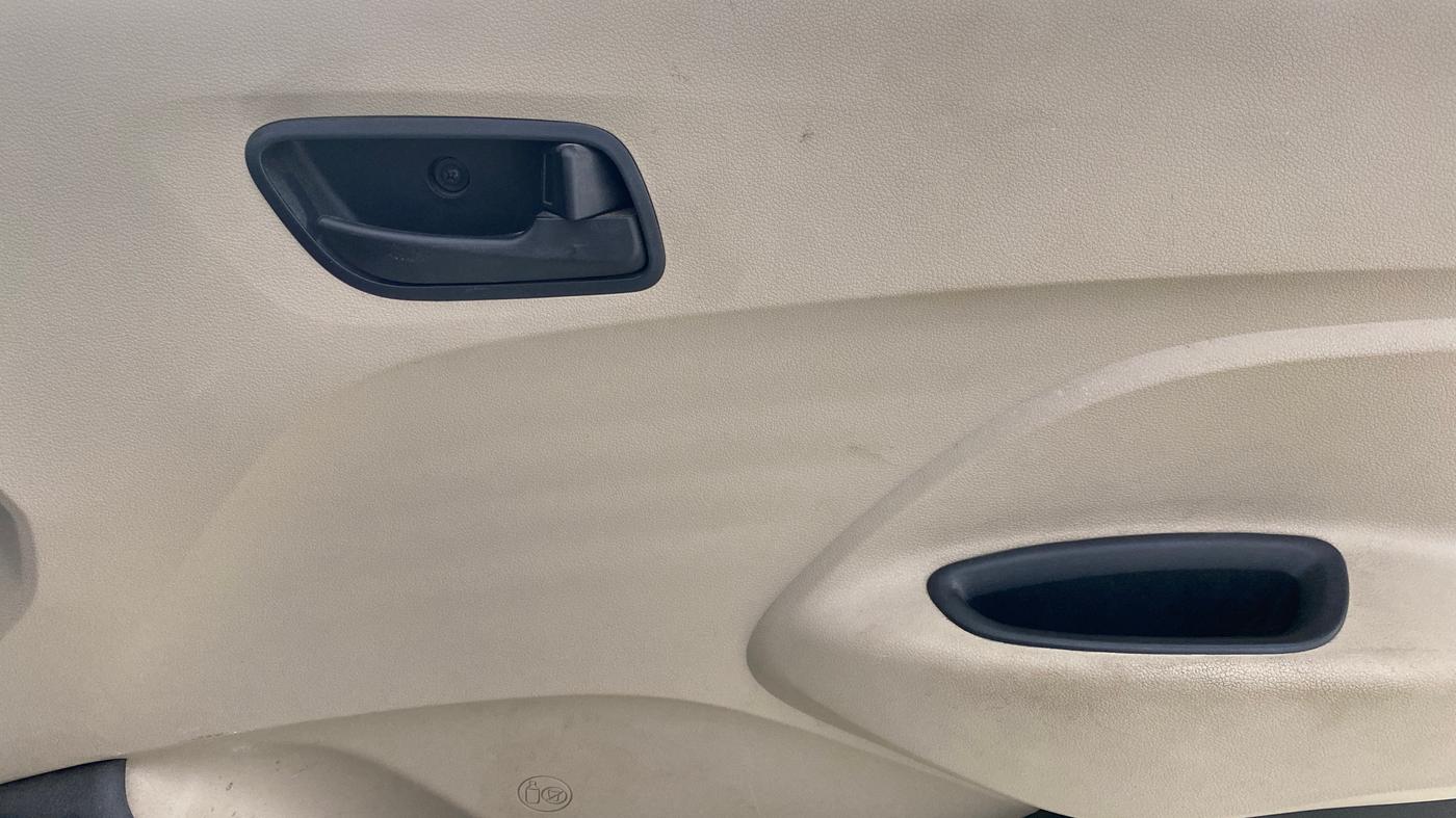 2020 Hyundai NEW SANTRO SPORTZ CNG, CNG, Manual, 27,429 km, Driver Side Door Panels Control