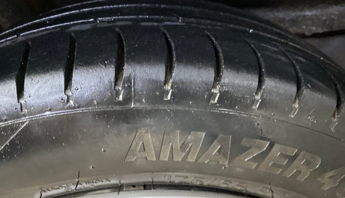 2022 Tata Tiago XZ PLUS CNG, CNG, Manual, 97,929 km, Right Rear Tyre Tread