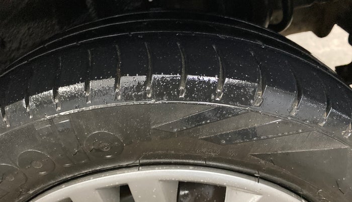 2022 Tata Tiago XZ PLUS CNG, CNG, Manual, 97,929 km, Left Rear Tyre Tread