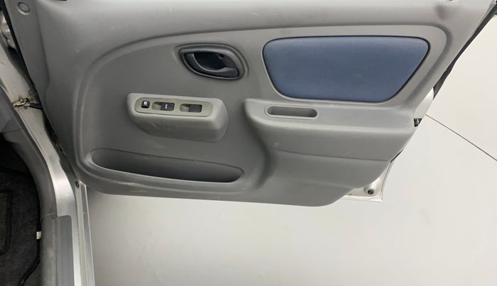 2014 Maruti Alto K10 VXI P, Petrol, Manual, 70,553 km, Driver Side Door Panels Control