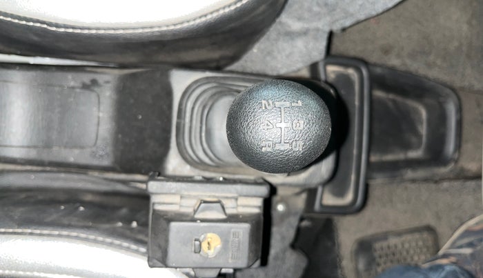 2024 Maruti Eeco 5 STR AC, Petrol, Manual, 4,359 km, Gear Lever