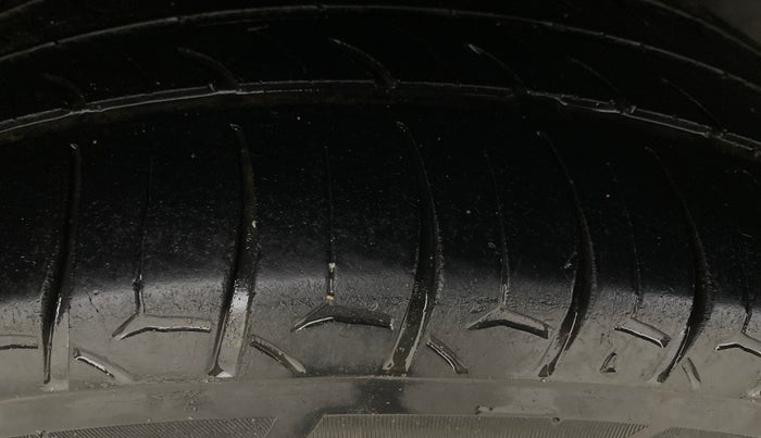 2019 Skoda Rapid AMBITION 1.5 TDI, Diesel, Manual, 1,27,783 km, Right Rear Tyre Tread